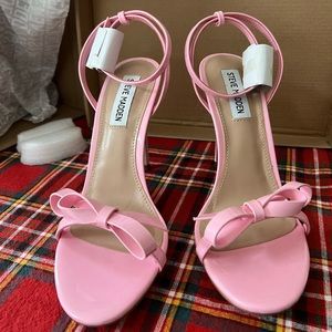 Steve Madden Size 8 Pink Patent Bradshaw Heel